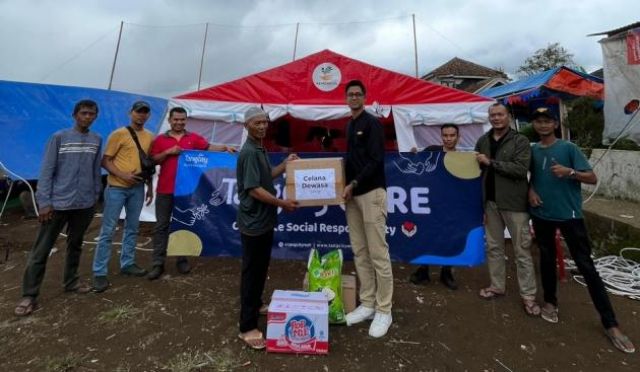 Tangcity Mal Salurkan Sembako dan Pakaian kepada Korban Gempa Cianjur
